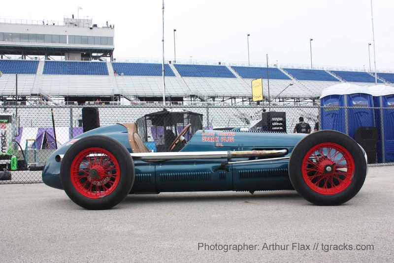 Illustration for article titled The 10 Best Vintage Indycars at the Milwaukee MileĀ